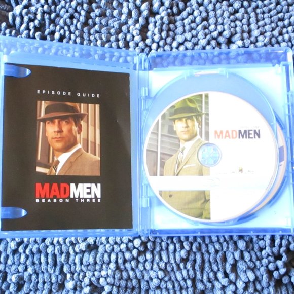 Mad Men Season Three Blu-ray - Picture 2 of 4